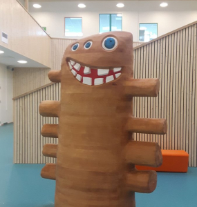 Linus den store av Ellen K. Solberg på Spetalen skole, Råde, 2018